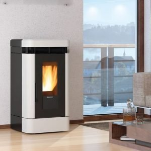 lucia-plus-amb_hr_box